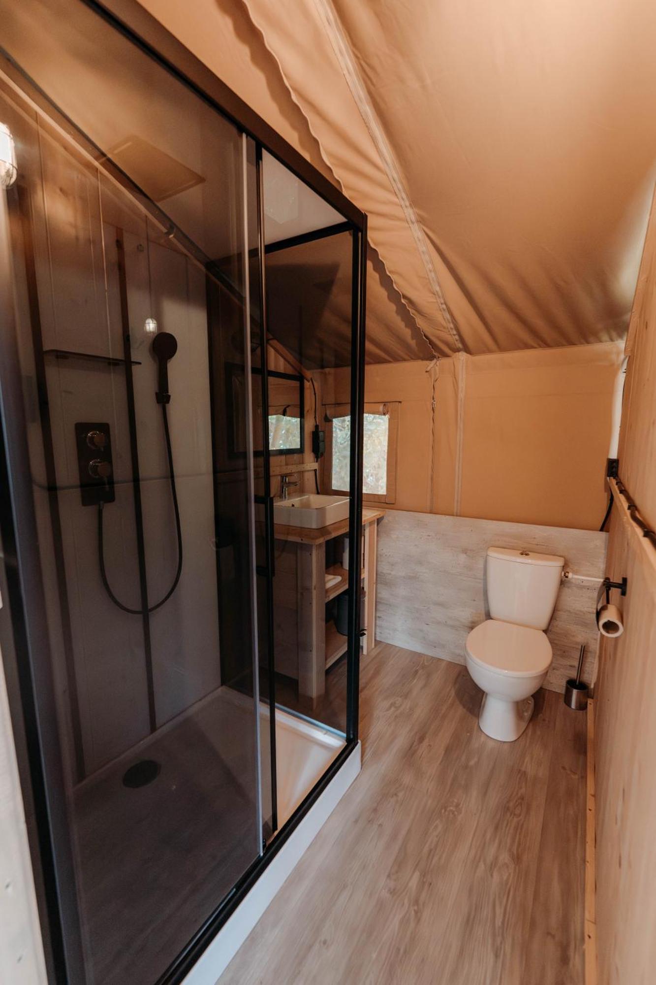 Camping De Tulpenweide Breezand Quarto foto