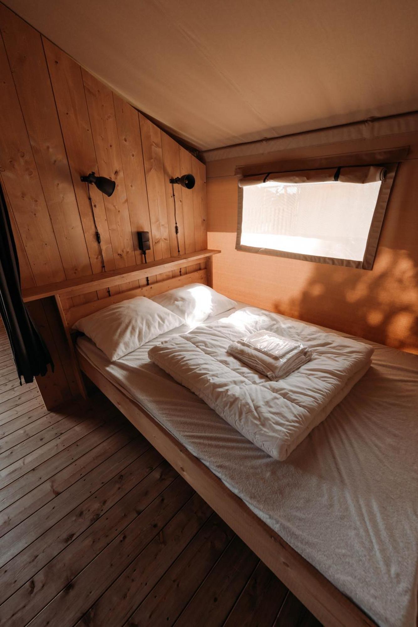 Camping De Tulpenweide Breezand Quarto foto